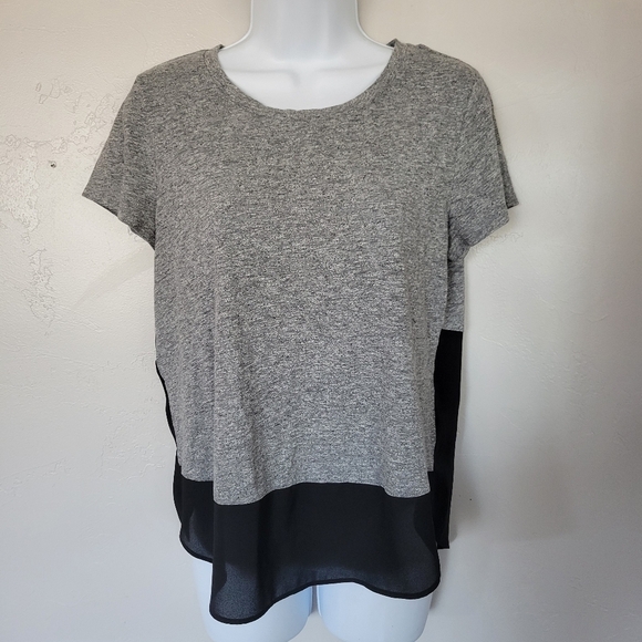 Express Womens Small Grey Short Sleeve Blouse Black Chiffon Trim Business Casual - Picture 1 of 7